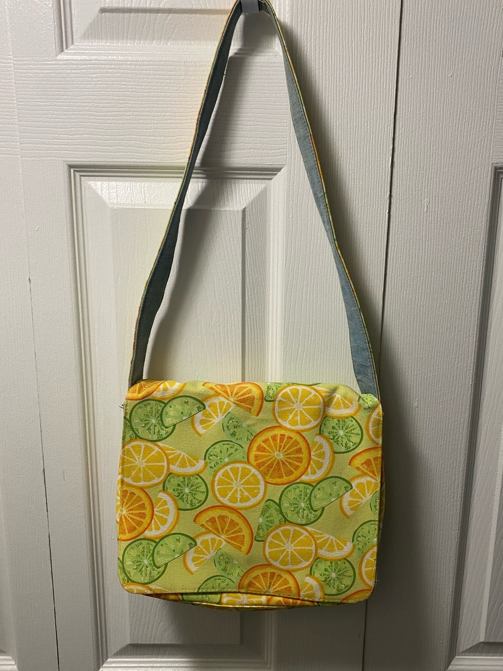 Sonoma Citrus Fruit Print Shoulder Bag